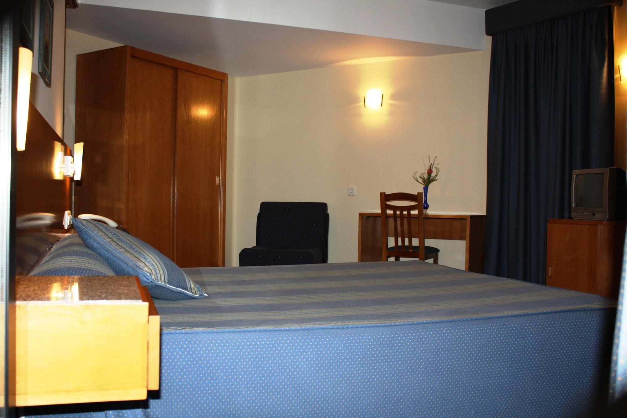 Hotel Das Taipas กิมาไรส์ ภายนอก รูปภาพ