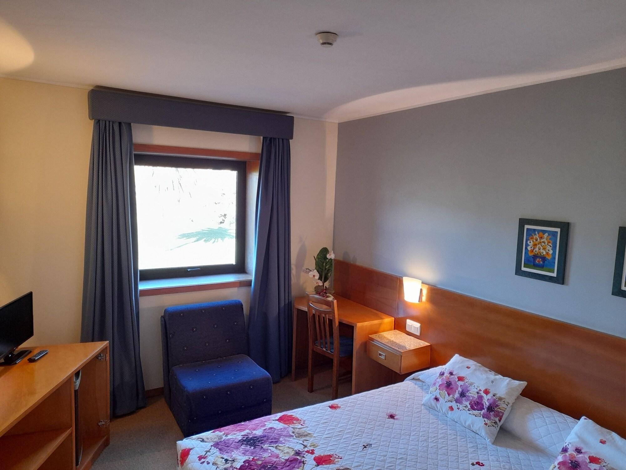 Hotel Das Taipas กิมาไรส์ ภายนอก รูปภาพ